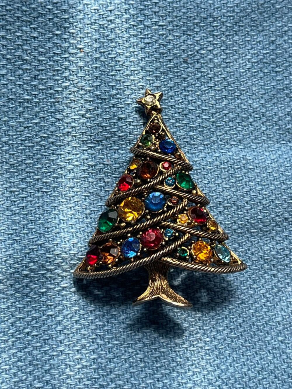 Vintage 1950-60's Hollycraft Christmas Tree Brooch ~ 2" ~ Excellent Condition!